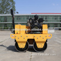 Hand road roller compactor for vibrating compaction work